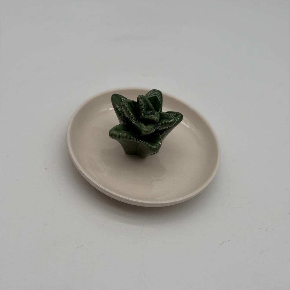 Room 2 Room Succulent Ring Dish Ceramic Green Cream Jewelry Trinket Tray 5x3in